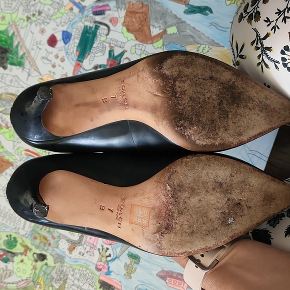 Coach Pumps - Picture 9 of 10
